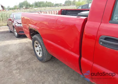 2006 Chevrolet Silverado 1500 Work Truck z USA, uszkodzony, nr VIN 3GCEC14X36G273206